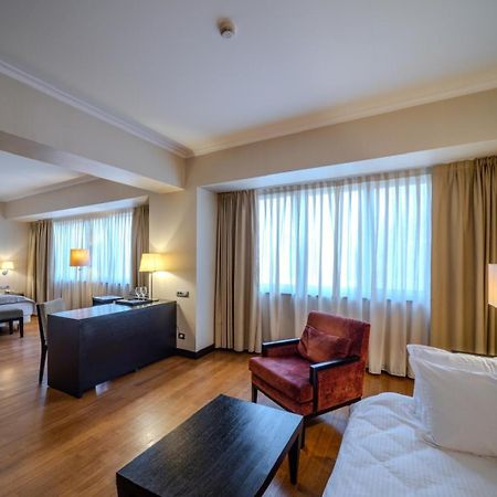 Hotel Rivo ทิมิชัวรา ภายนอก รูปภาพ