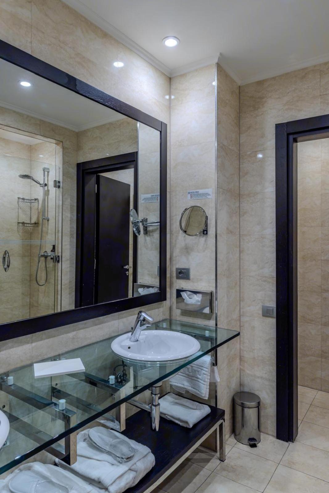 Hotel Rivo ทิมิชัวรา ภายนอก รูปภาพ