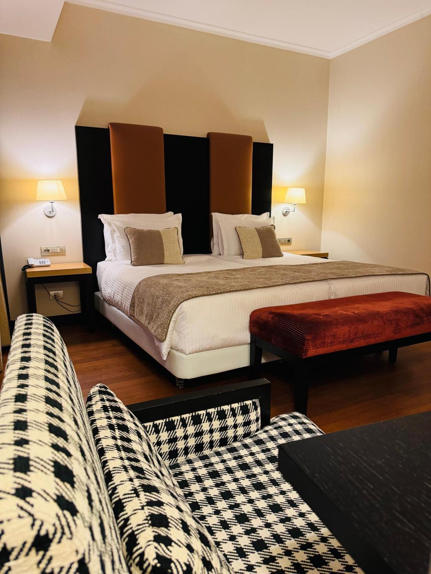 Hotel Rivo ทิมิชัวรา ภายนอก รูปภาพ